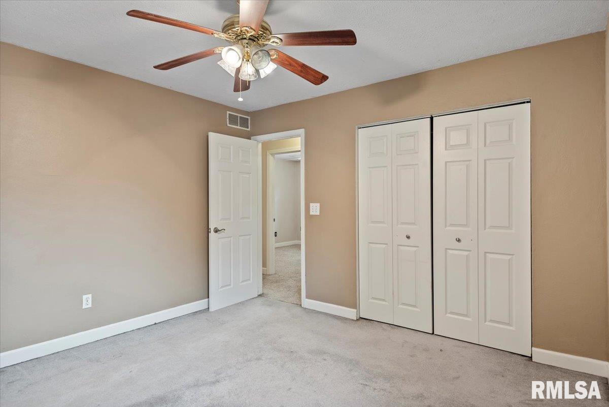 204 Willow Lane Springfield, IL 62707 - Photo 15 of 41 Gallery Image 15