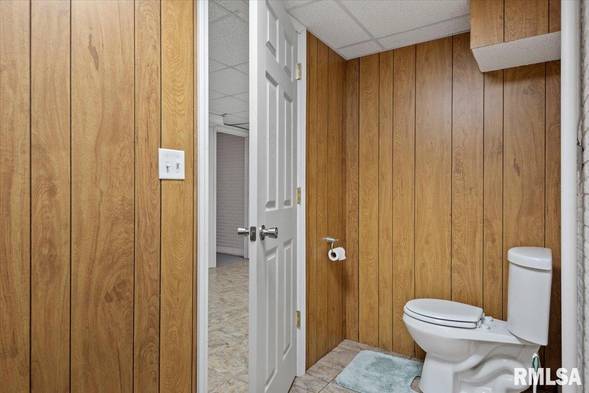 204 Willow Lane Springfield, IL 62707 - Photo 28 of 41 Gallery Image 28