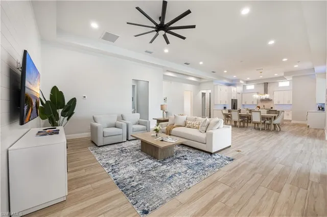 $1,075,000 | 18450 Royal Hammock Boulevard, Naples, FL 34114