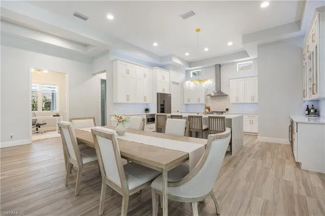 $1,075,000 | 18450 Royal Hammock Boulevard, Naples, FL 34114