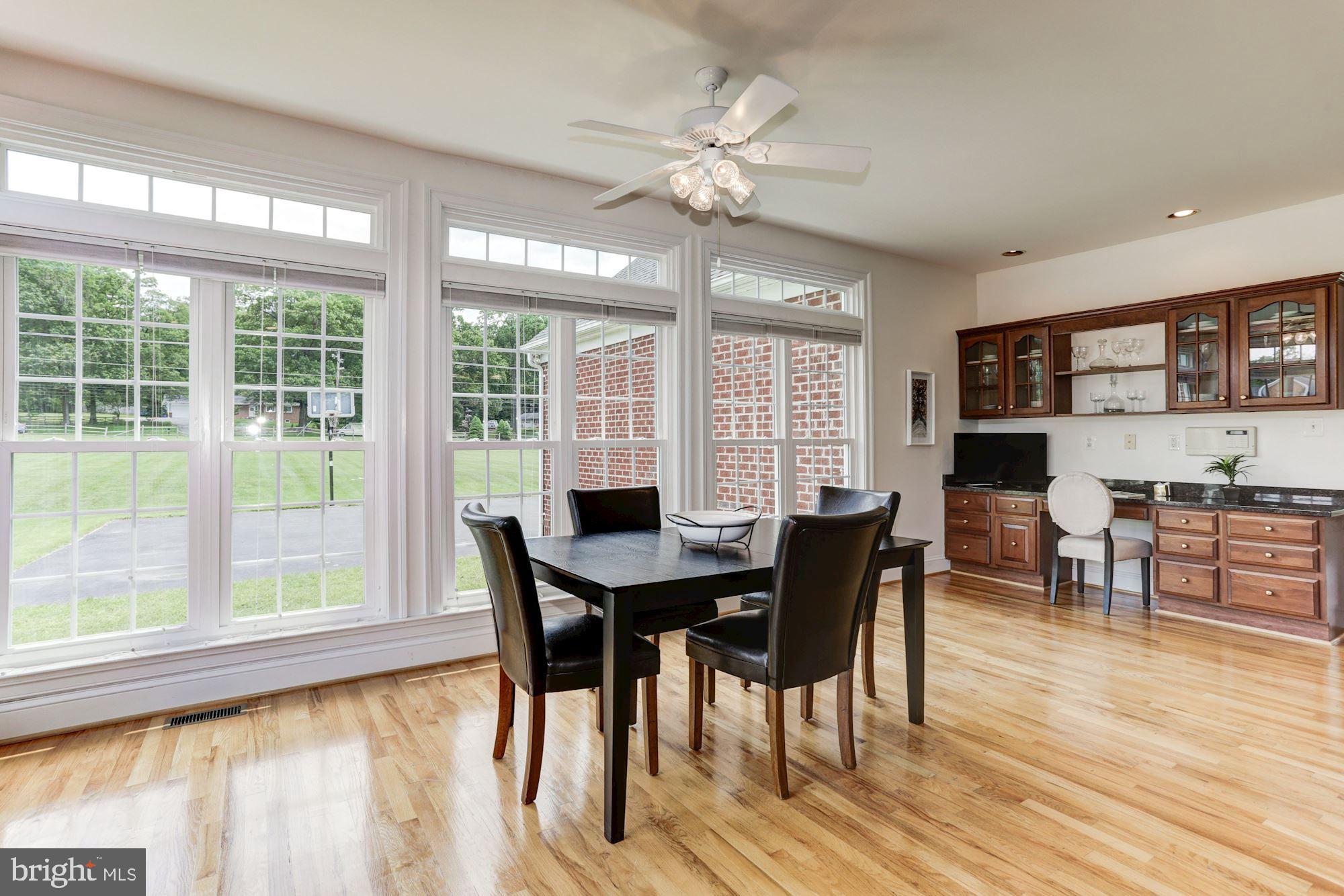 5901 Granby Road Derwood, MD 20855 - Photo 17 of 50 MORNING ROOM/BREAKFAST AREA