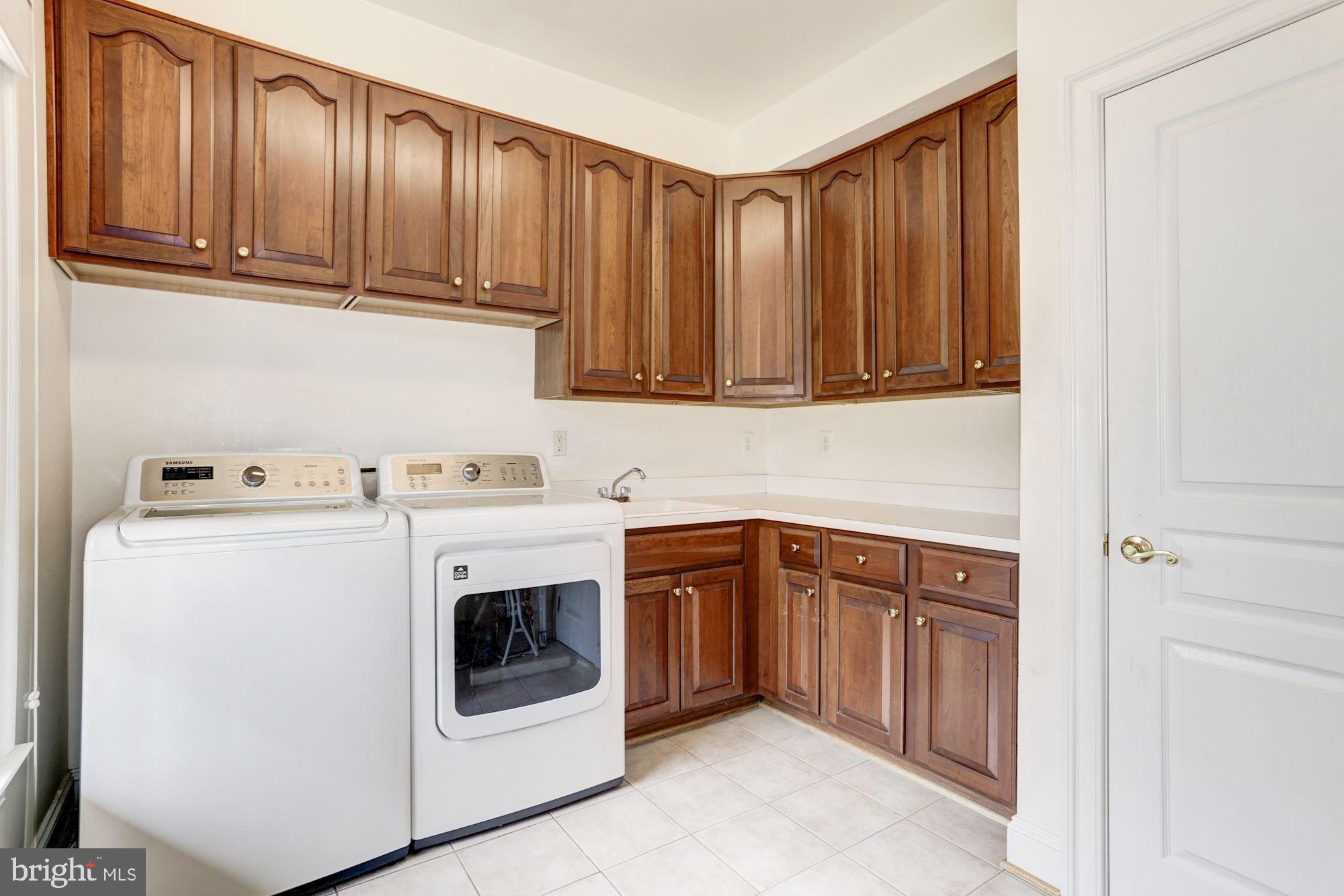 5901 Granby Road Derwood, MD 20855 - Photo 22 of 50 SEPARATE LAUNDRY ROOM OFF KITCHEN