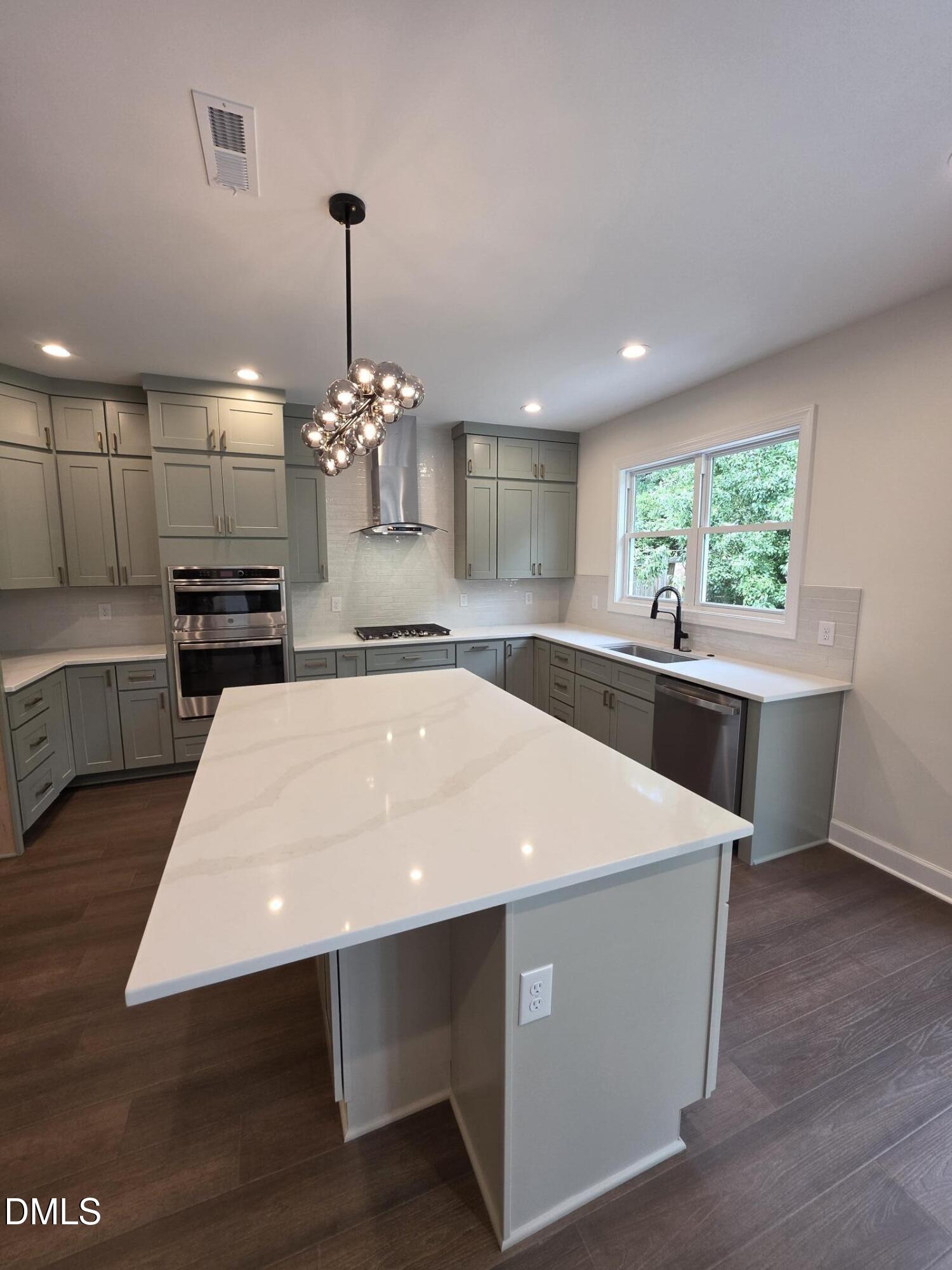 7608 Silver View Lane Raleigh, NC 27613 - Photo 12 of 46