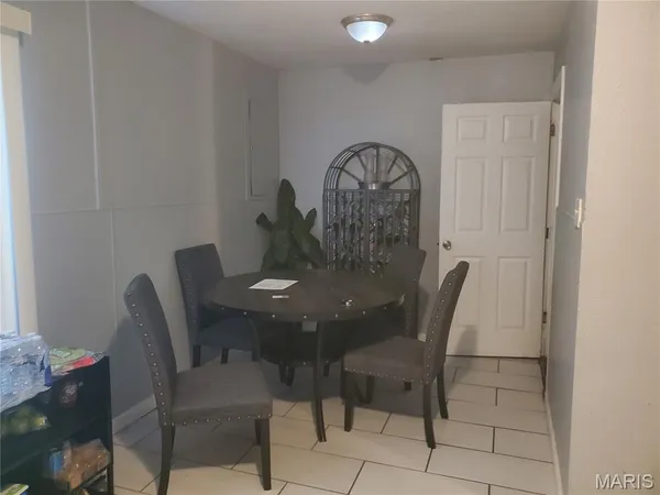 $75,000 | 1128 St Benedict Drive, Cahokia, IL 62206