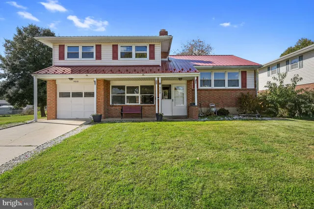 $430,000 | 908 South Cass Street, Middletown, DE 19709