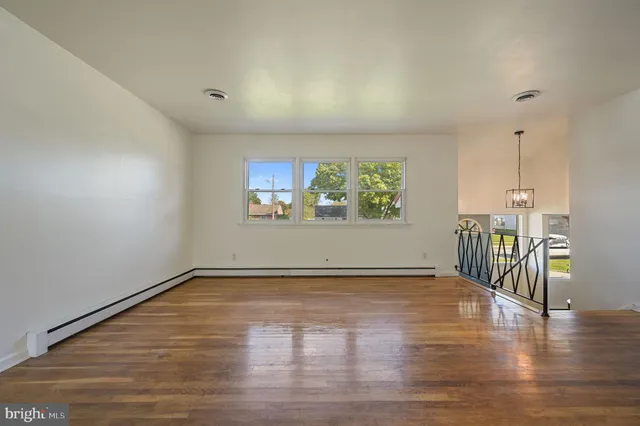 $430,000 | 908 South Cass Street, Middletown, DE 19709