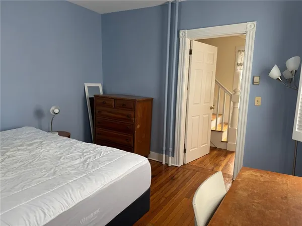 $3,200 | 23 Carey Street, Newport, RI 02840