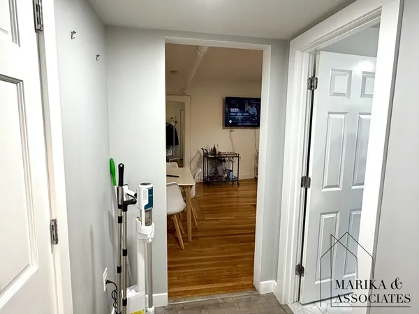 $3,200 | 576 Washington Street, Unit 7, Brookline, MA 02446