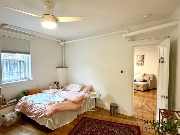 $3,200 | 576 Washington Street, Unit 7, Brookline, MA 02446