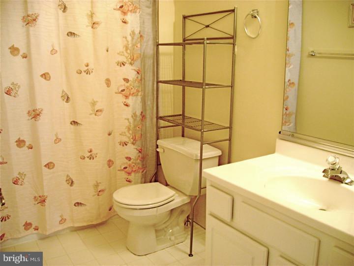 813 Crestview Road Philadelphia, PA 19128 - Photo 15 of 21