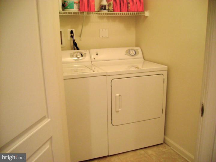 813 Crestview Road Philadelphia, PA 19128 - Photo 16 of 21