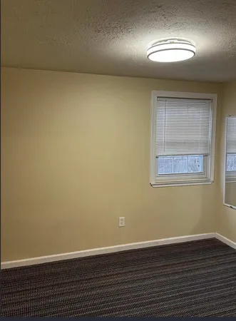 $1,600 | 22641 Albion Avenue, Farmington, MI 48336