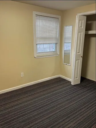 $1,600 | 22641 Albion Avenue, Farmington, MI 48336