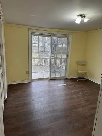 $1,600 | 22641 Albion Avenue, Farmington, MI 48336