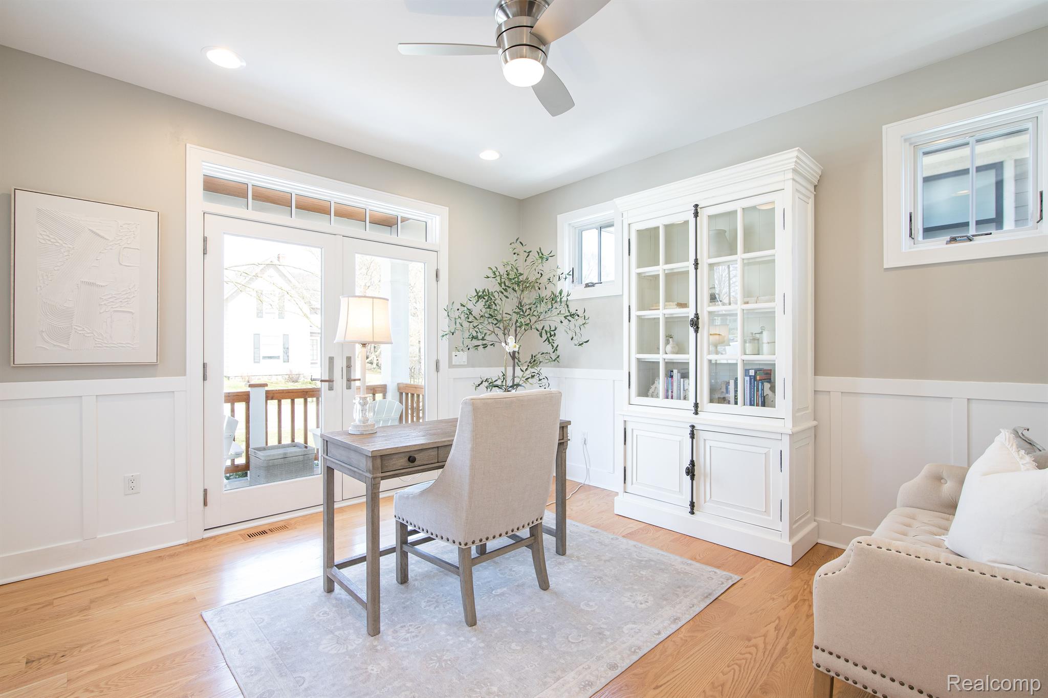327 West 2nd Street Rochester, MI 48307 - Photo 6 of 65 Gallery Image 6