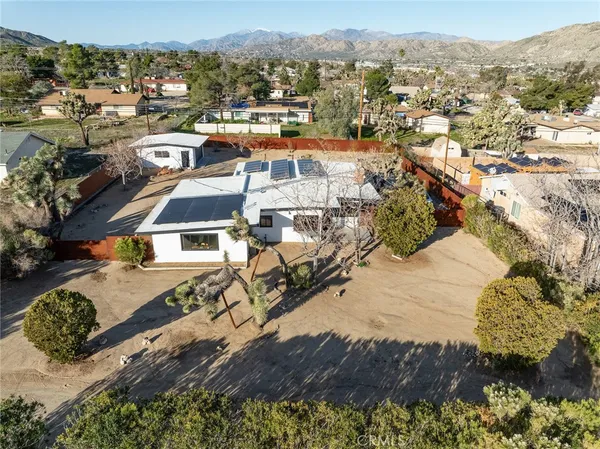$525,000 | 7422 Joshua Lane, Yucca Valley, CA 92284