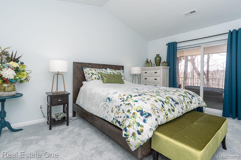 1724 Deepwood Circle, Unit 47 Rochester, MI 48307 - Photo 24 of 41 Gallery Image 24