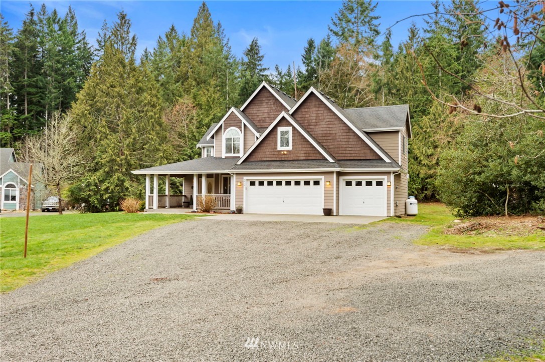 5510 East Collins Road Port Orchard, WA 98366 - Photo 2 of 37 Gallery Image 2