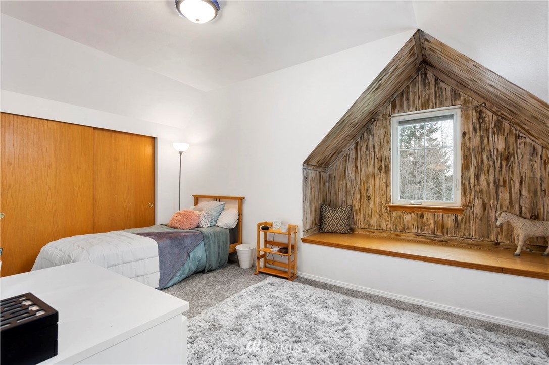5510 East Collins Road Port Orchard, WA 98366 - Photo 25 of 37 Gallery Image 25