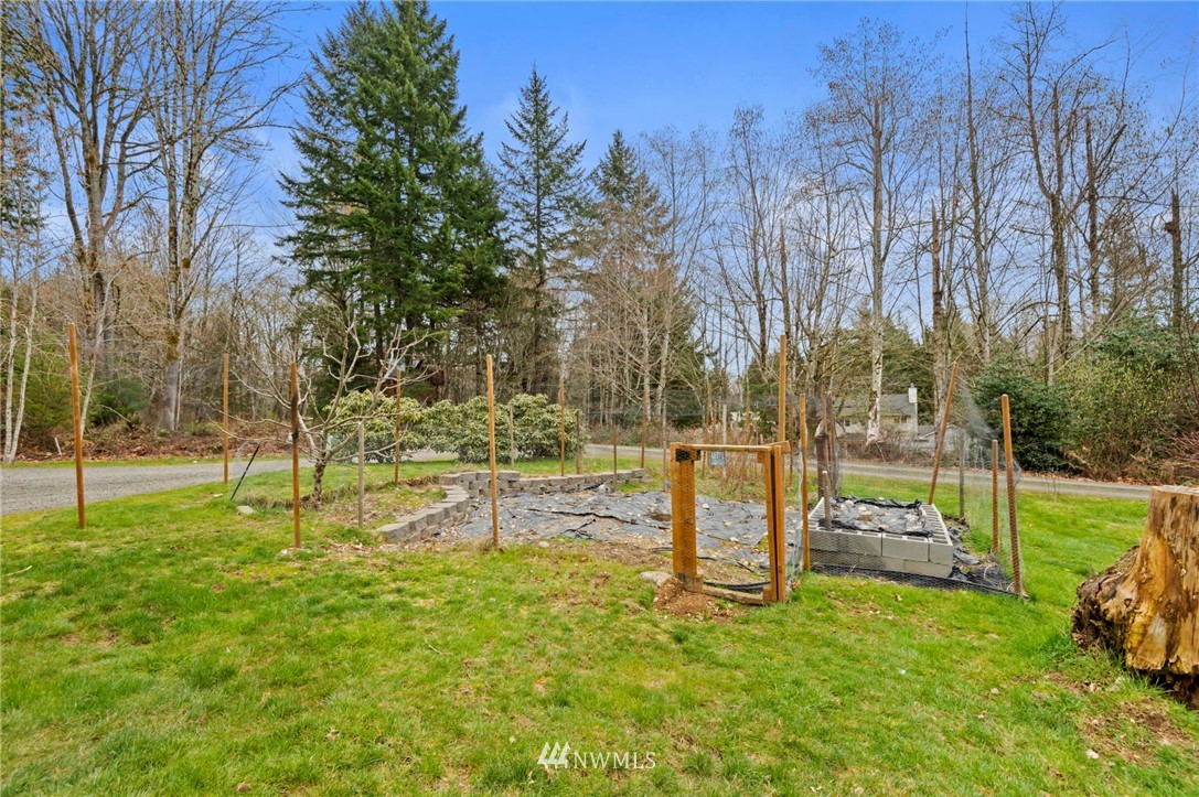 5510 East Collins Road Port Orchard, WA 98366 - Photo 30 of 37 Gallery Image 30
