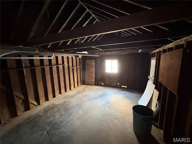 $114,900 | 6042 Hancock Avenue, Berkeley, MO 63134