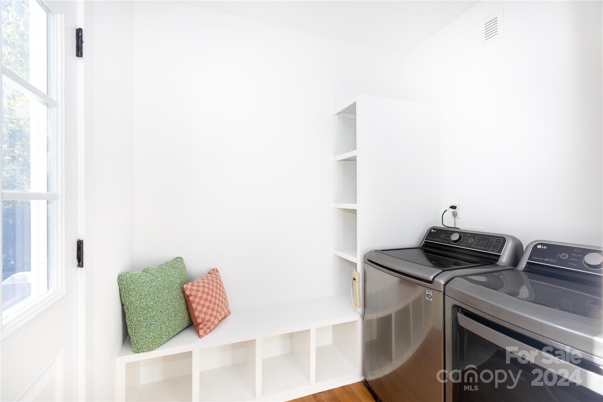 1816 Double Oaks Road Charlotte, NC 28206 - Photo 17 of 35