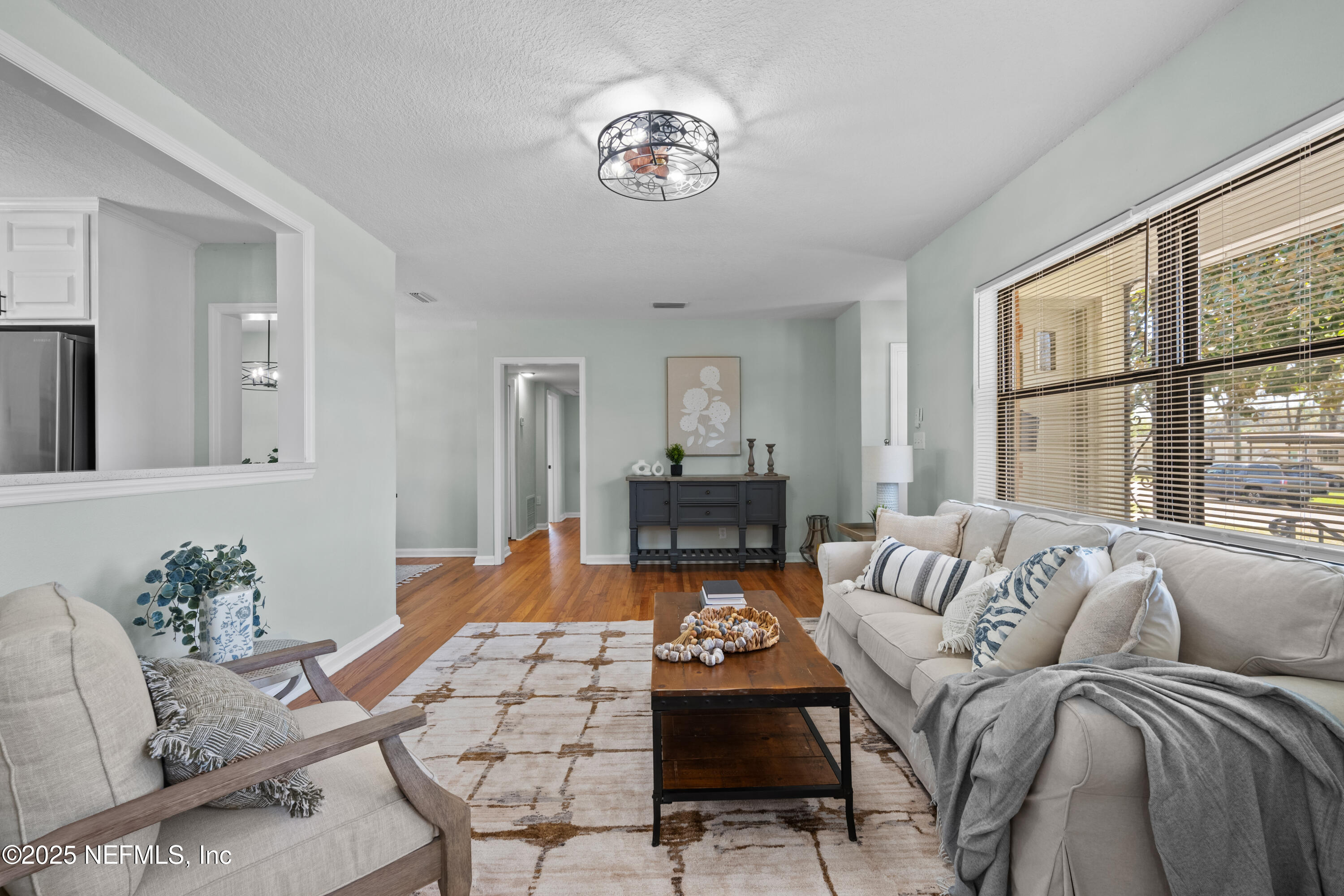 817 Wren Road Jacksonville, FL 32216 - Photo 6 of 36 DSC_4012