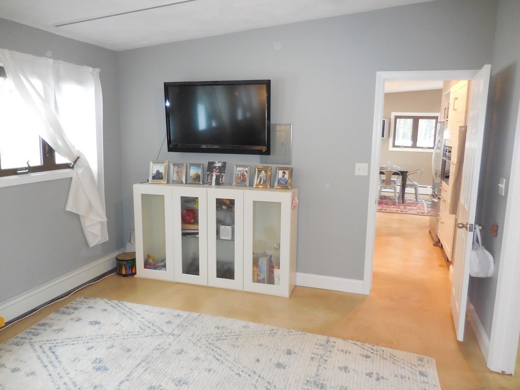 11 Leslie Road Rowley, MA 01969 - Photo 18 of 30