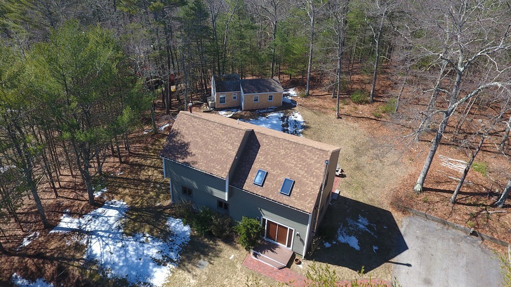 11 Leslie Road Rowley, MA 01969 - Photo 4 of 30