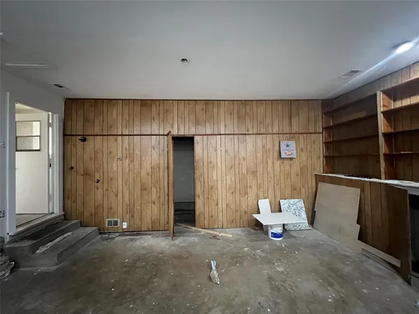 a view of a storage & utility room