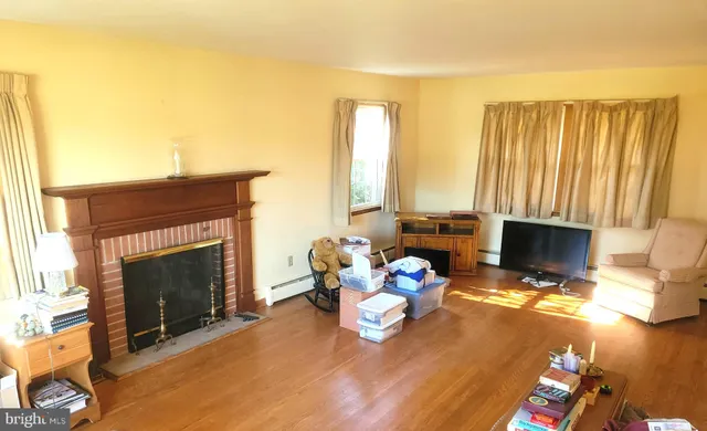 $475,000 | 10 Greenvale Road, Westminster, MD 21157