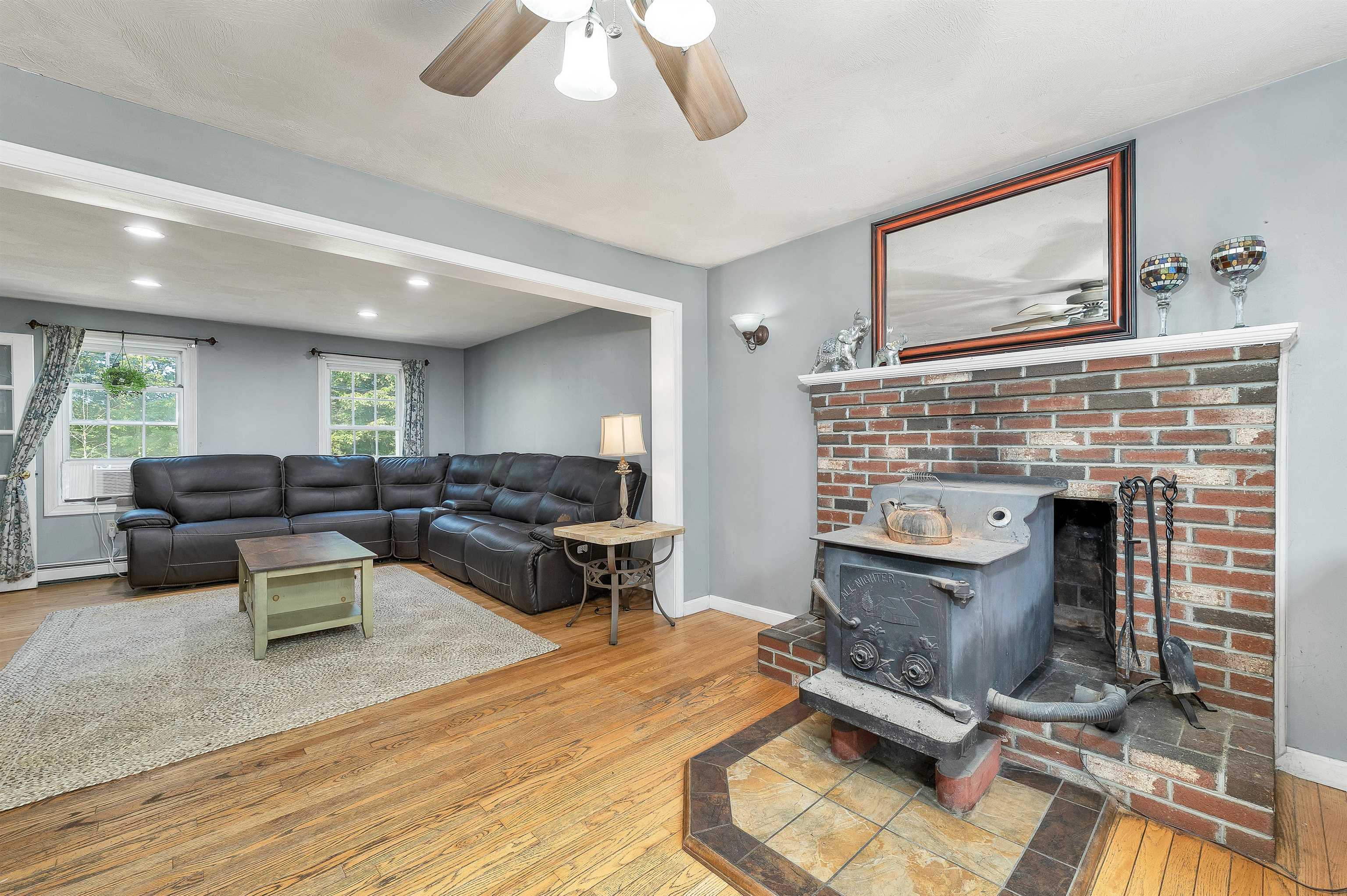 197 Grapevine Road Dunbarton, NH 03046 - Photo 29 of 59 Gallery Image 29