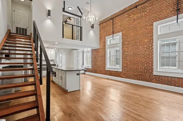 $1,075,000 | 100 West Court Street, Unit 3L, Greenville, SC 29601