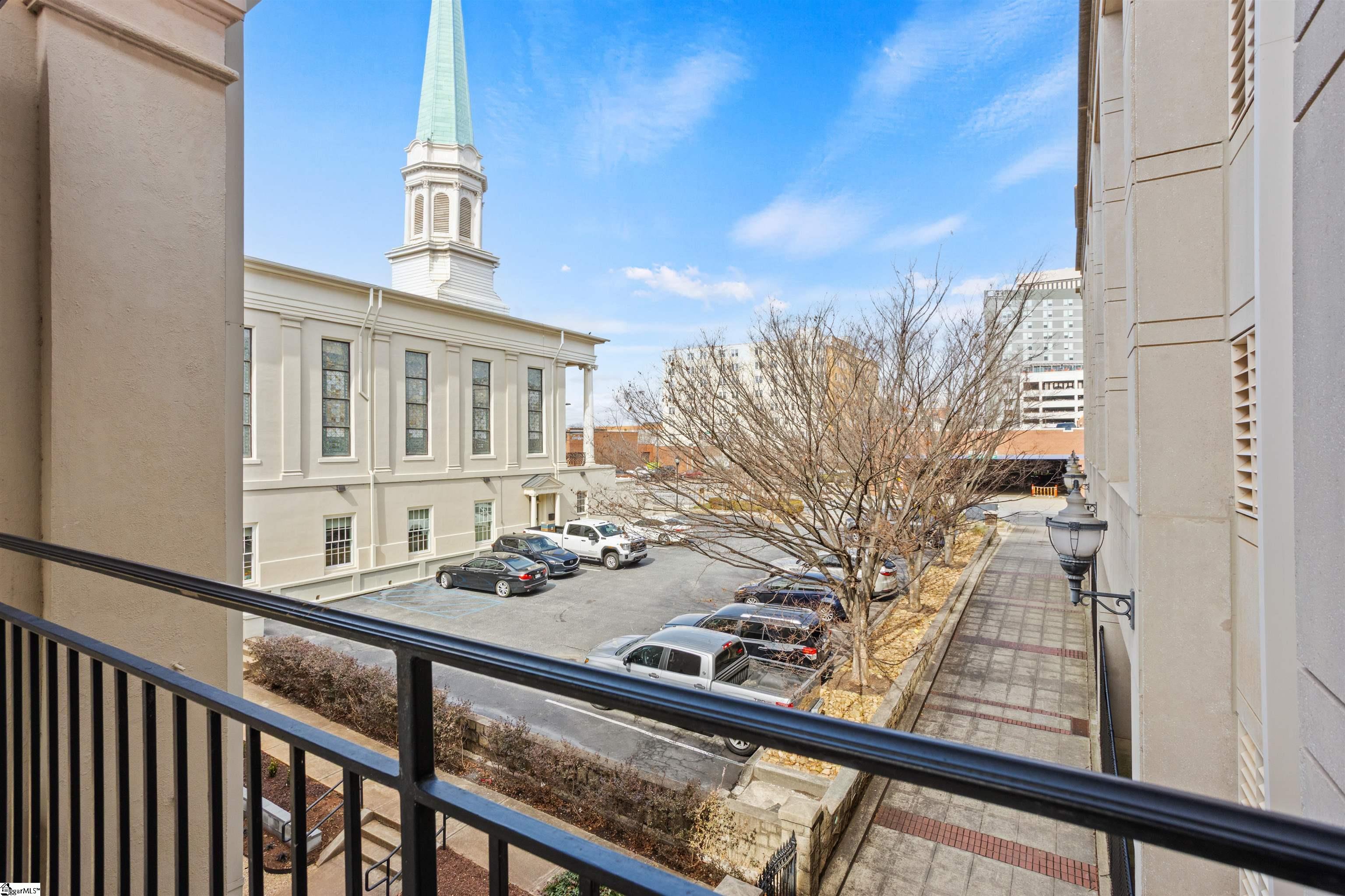 100 West Court Street, Unit 3L Greenville, SC 29601 - Photo 23 of 38