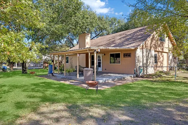 $425,000 | 12902 Mystic Drive, Manchaca, TX 78652