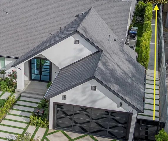 $4,850 | 502 North Avon Street, Burbank, CA 91505