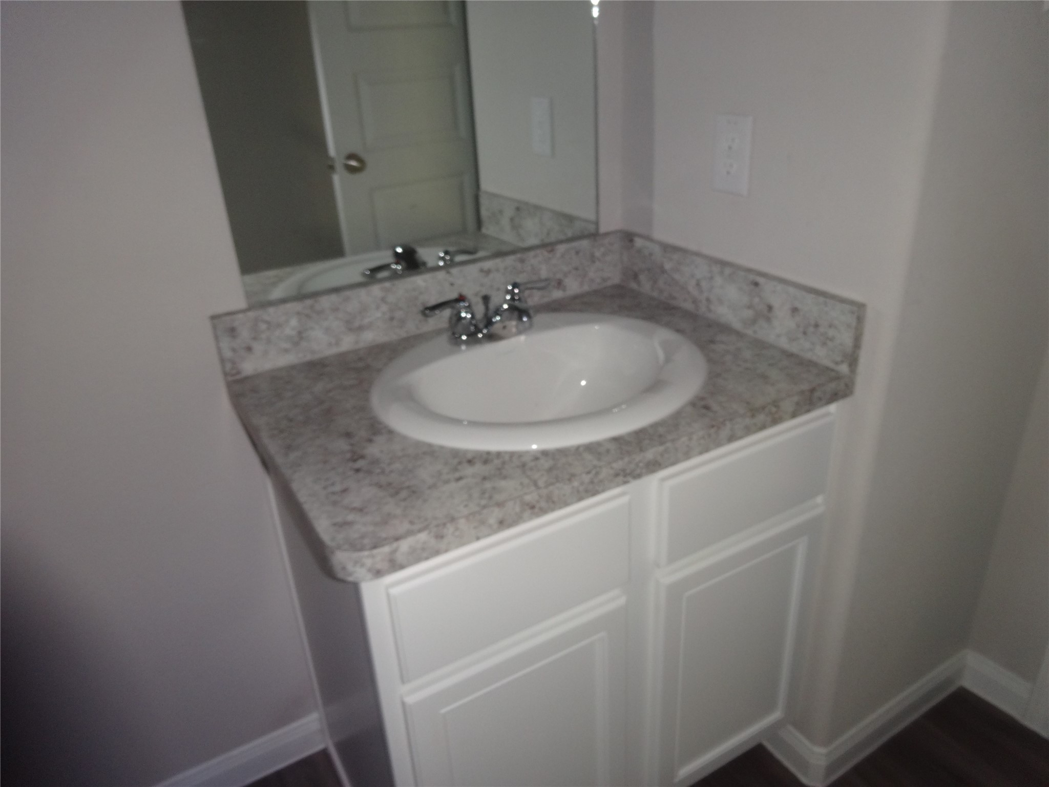 2116 Graham Pt Way Conroe, TX 77301 - Photo 12 of 13 Bathroom upstairs