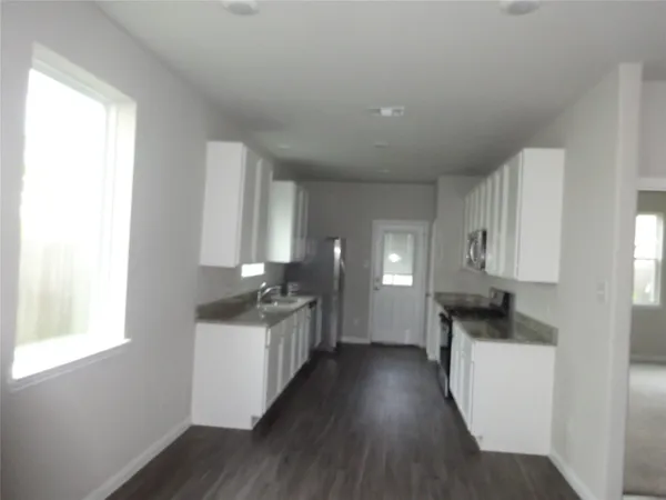 $1,900 | 2116 Graham Pt Way, Conroe, TX 77301