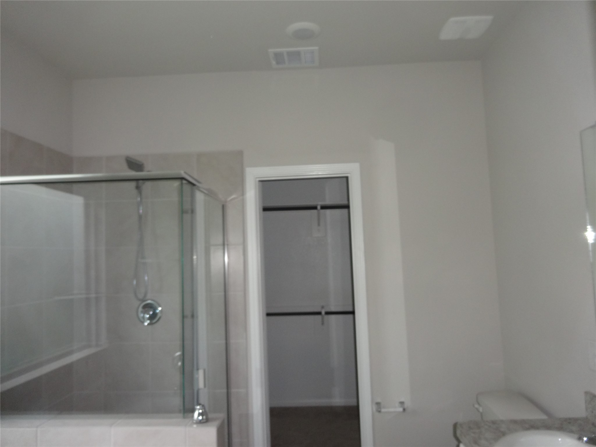 2116 Graham Pt Way Conroe, TX 77301 - Photo 5 of 13 primary batroom