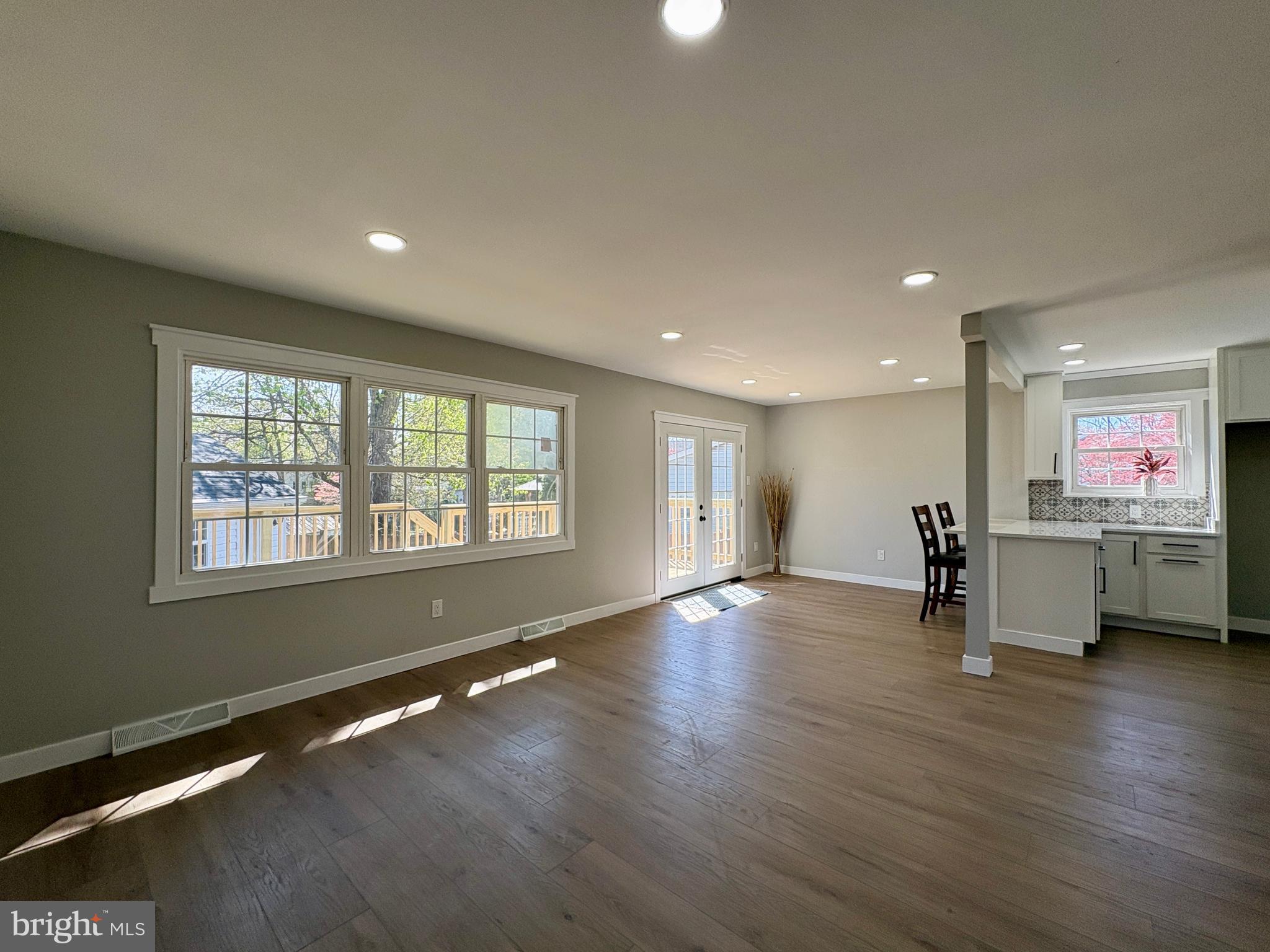 925 Longview Avenue Pasadena, MD 21122 - Photo 20 of 37