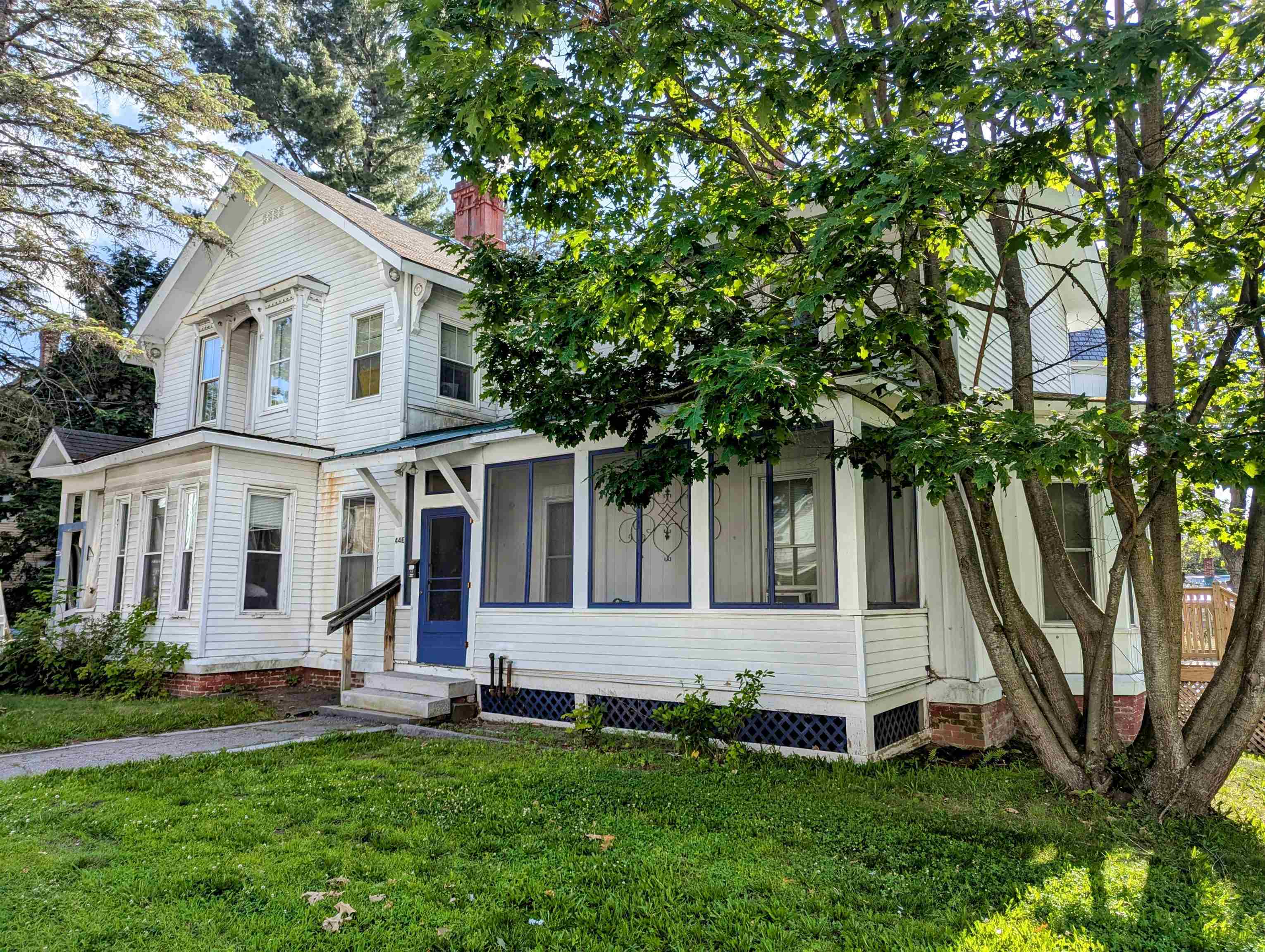 44-46 Walnut Street Claremont, NH 03743 - Photo 2 of 52