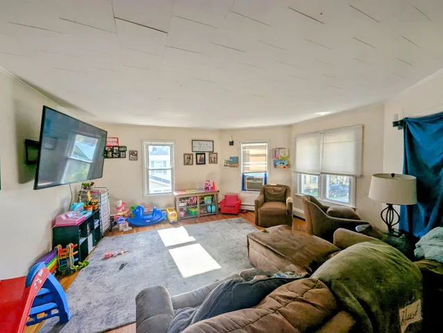 $795,000 | 44-46 Walnut Street, Claremont, NH 03743