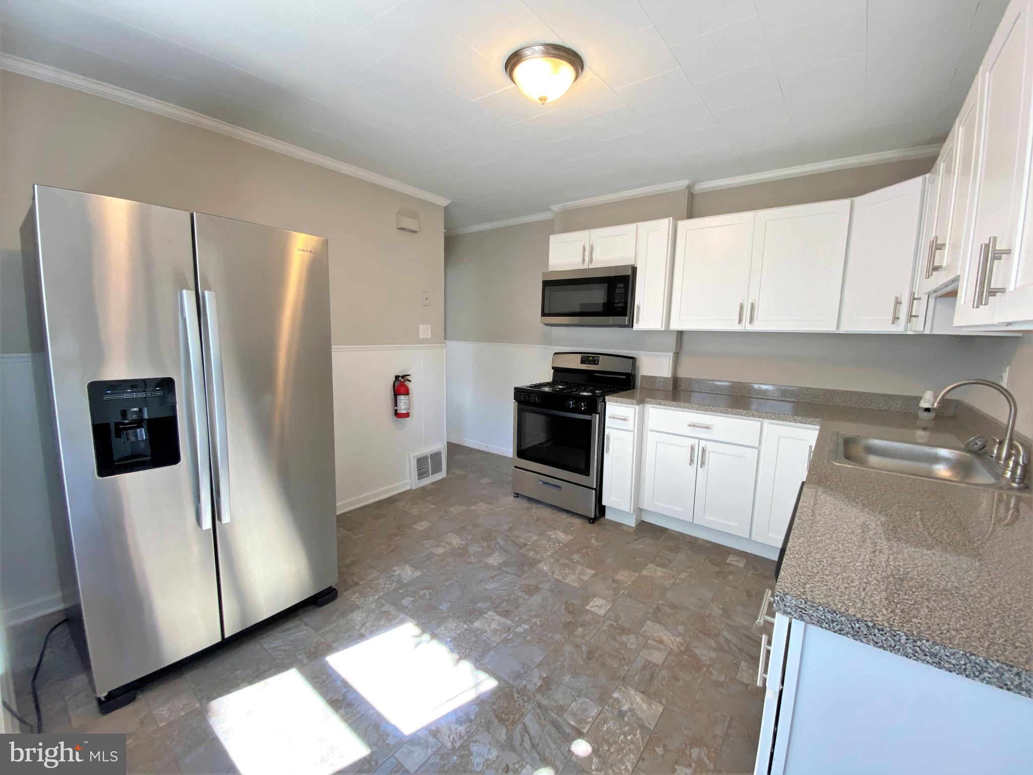 34 Reed Avenue Hamilton, NJ 08610 - Photo 8 of 18