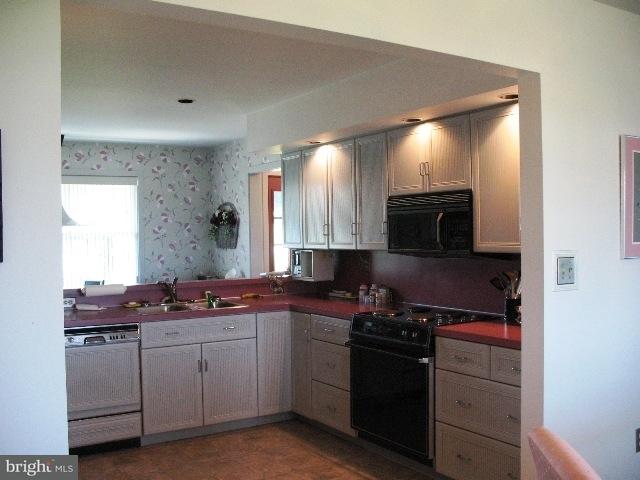 742 Orchard Road Manheim, PA 17545 - Photo 12 of 27