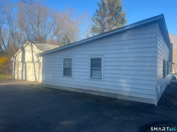 $199,900 | 1067 Marion Avenue, Southington, CT 06479