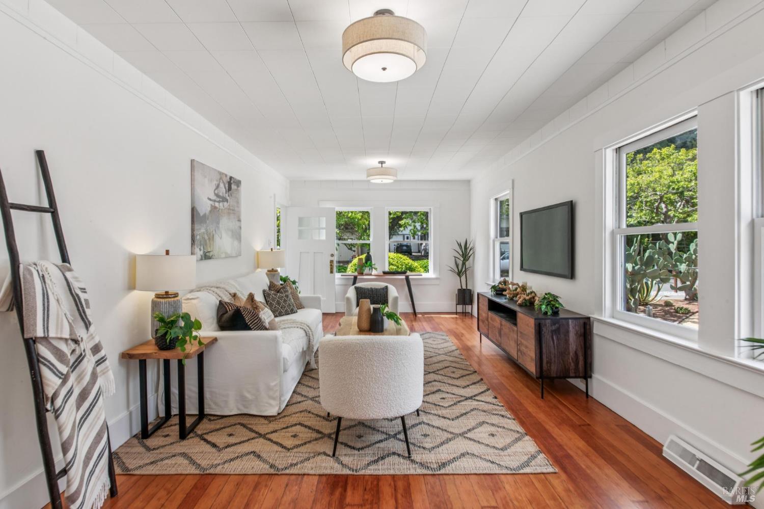 210 Greenfield Avenue San Rafael, CA 94901 - Photo 9 of 42