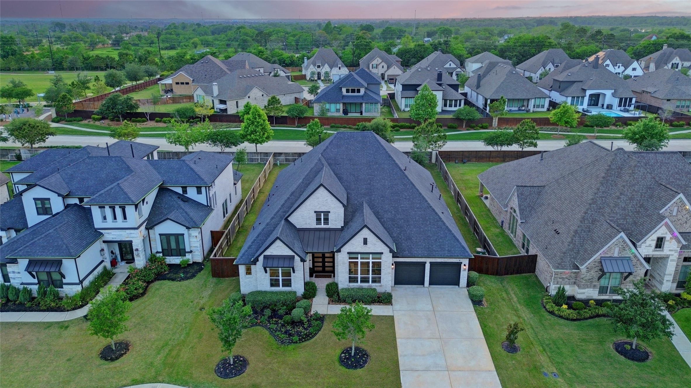 9818 Wright Drive Manvel, TX 77583 - Photo 30 of 32 an aerial view of a house