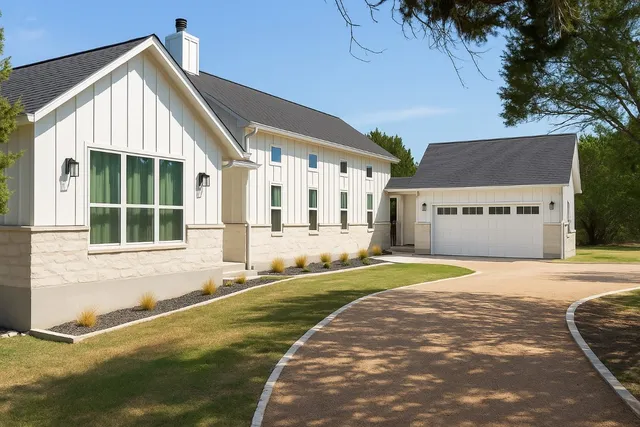a view of an house with backyard and a tree