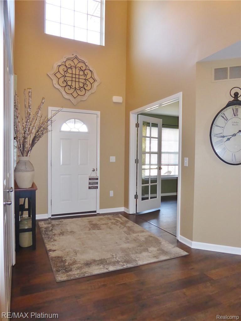 4162 Pepper Tree Lane Howell, MI 48843 - Photo 3 of 36 Foyer 1.JPG