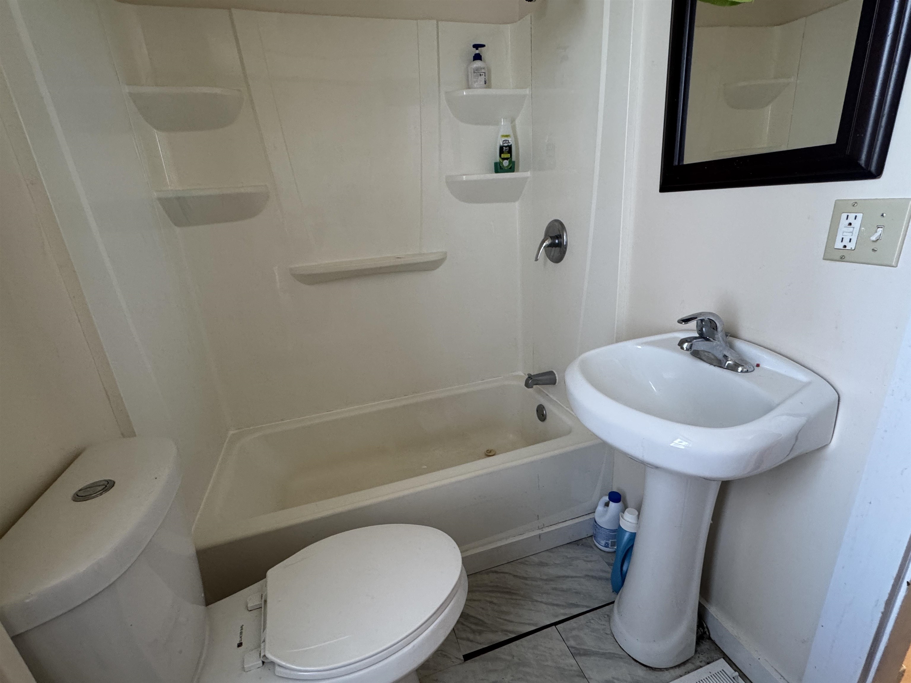 9 High Street St. Albans, VT 05478 - Photo 6 of 9